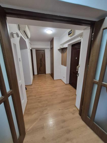 Apartament cu 2 camere decomandat în Cornitoiu