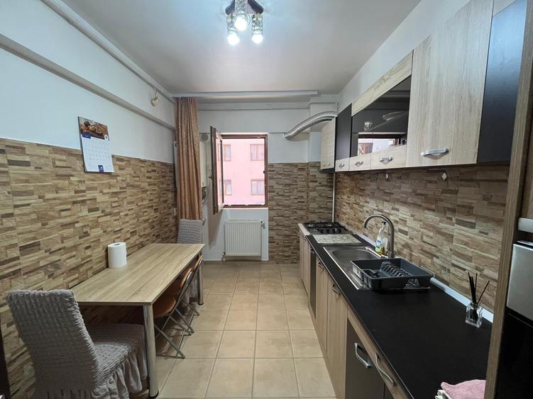 Apartament cu 2 camere decomandat în Prelungirea Ghencea