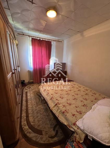 Apartament cu 3 camere decomandat, mobilat în Central