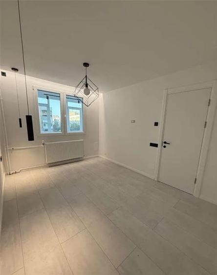 Apartament cu 2 camere semidecomandat în Tineretului