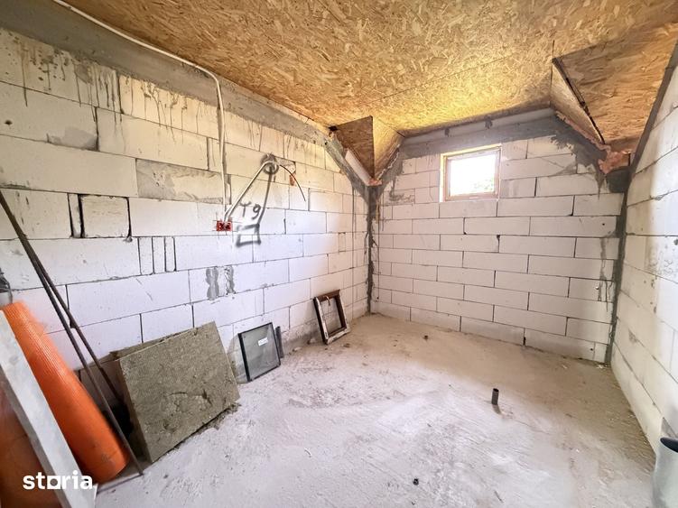 Casă cu 5 camere cu Teren 750 Mp în Ultracentral