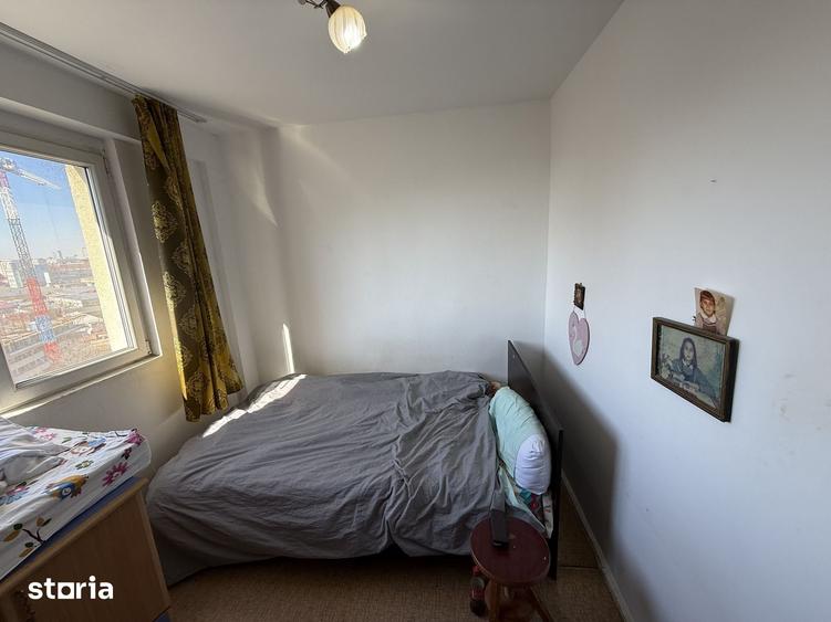 Apartament cu 4 camere în Pantelimon