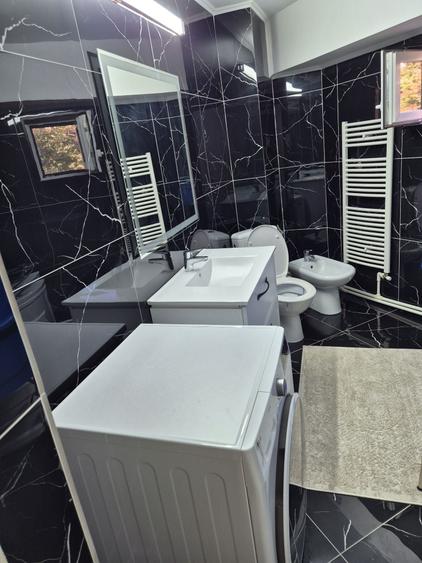 Apartament cu 3 camere decomandat în Tomis Nord