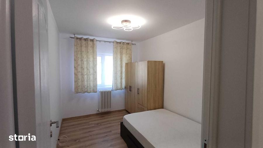 Apartament cu 3 camere decomandat în Târgu Cucu