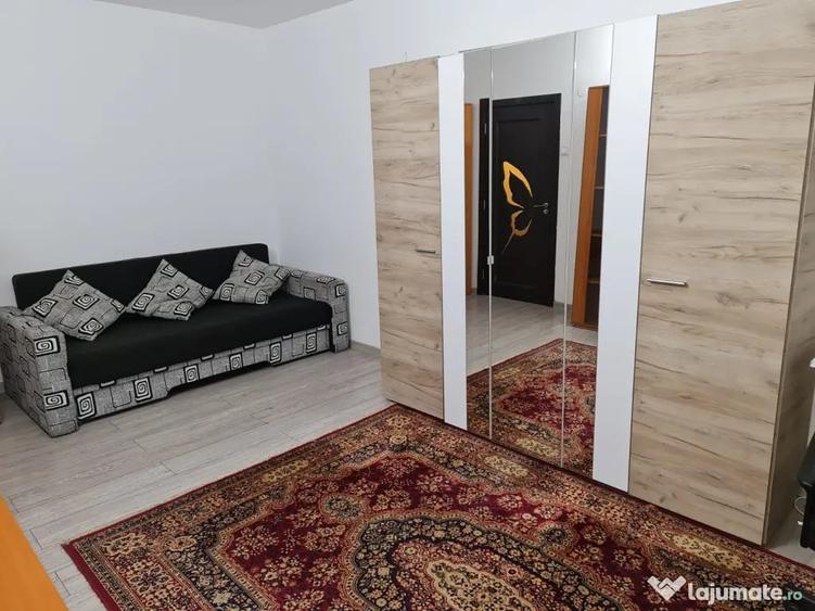 Garsonieră semidecomandată în Gării