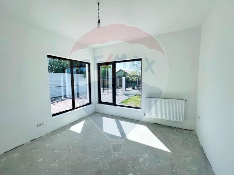 Duplex cu 4 camere cu Teren 268 Mp în Cocani