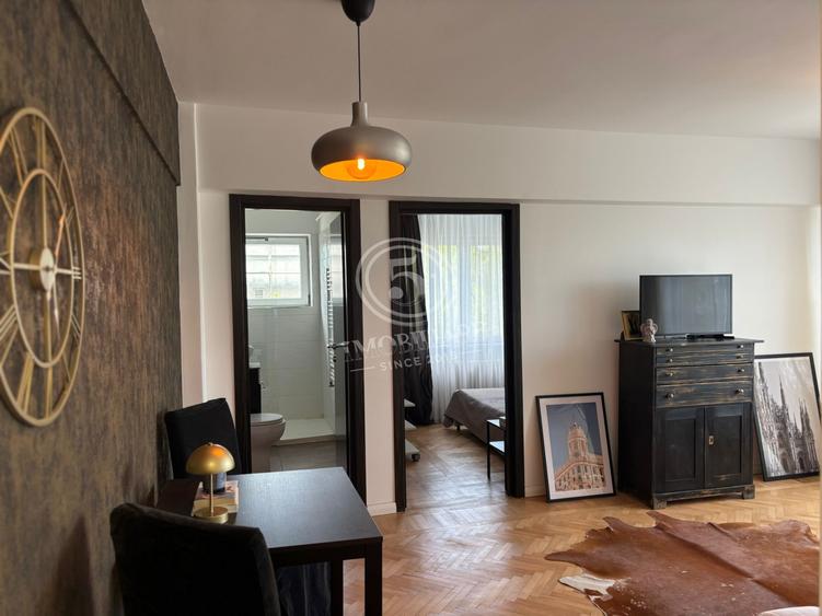 Apartament cu 2 camere semidecomandat, mobilat în Floreasca