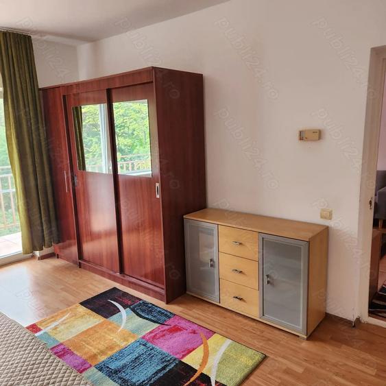 Apartament cu 3 camere semidecomandat în Mănăștur
