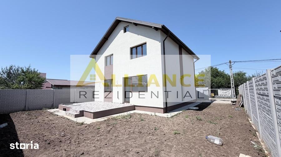 Casă cu 4 camere cu Teren 320 Mp în Grivița