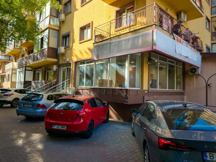 Spațiu comercial, de 107 mp, în Militari