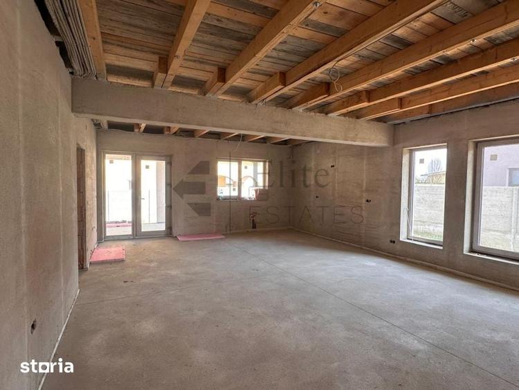 Casa de vanzare cu 4 camere in Sanmartin, Bihor - 3