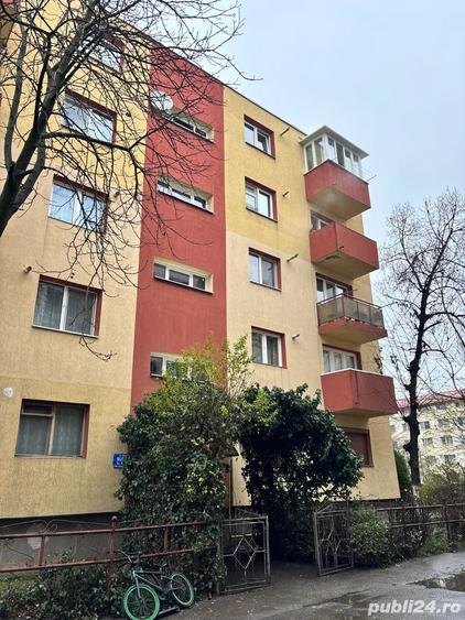 Apartament cu 3 camere în Central
