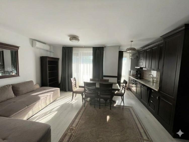 Apartament cu 3 camere decomandat, mobilat în Soarelui