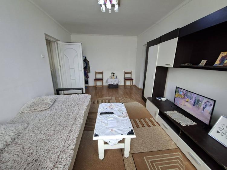 Apartament cu 2 camere semidecomandat în Nord - Spitalul Județean