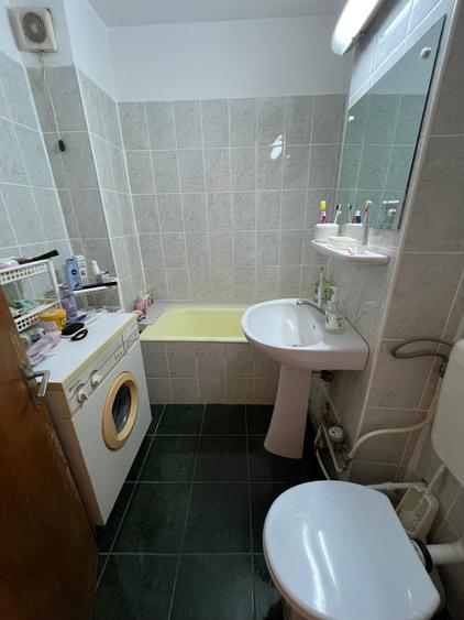 Apartament Decomandat cu 3 Camere  – Pitești, Zona Trivale - 10