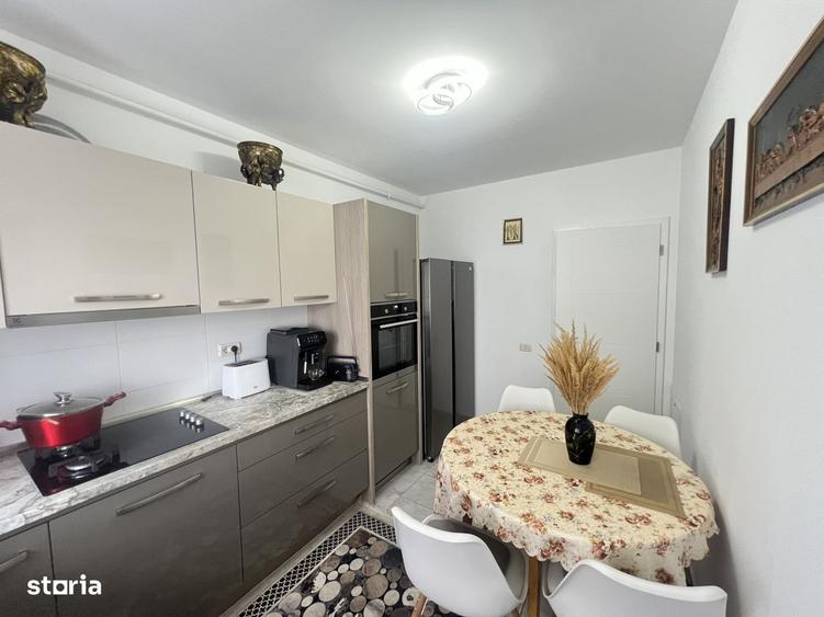 Apartament cu 2 camere decomandat în Sânpetru