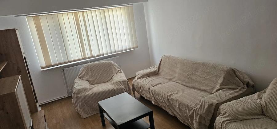 Apartament cu 2 camere decomandat în Casa de Cultură