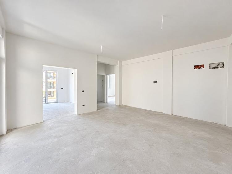 Apartament cu 3 camere decomandat în Giroc