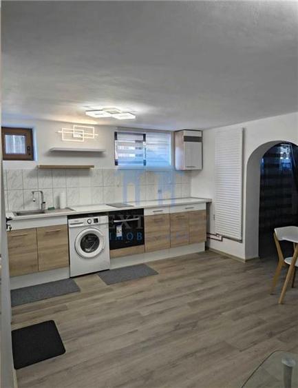 Apartament cu 2 camere decomandat în Dâmbul Rotund