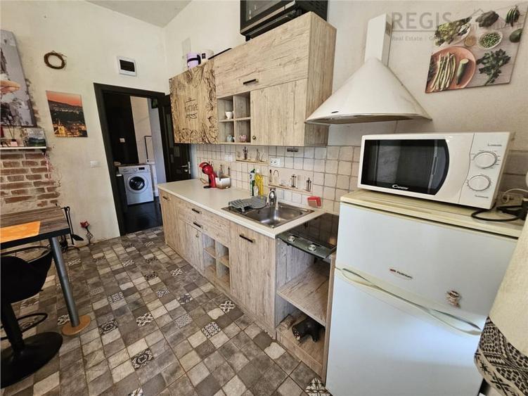 Investitie la cheie in zona centrala! 2 apartamente la casa, - 6