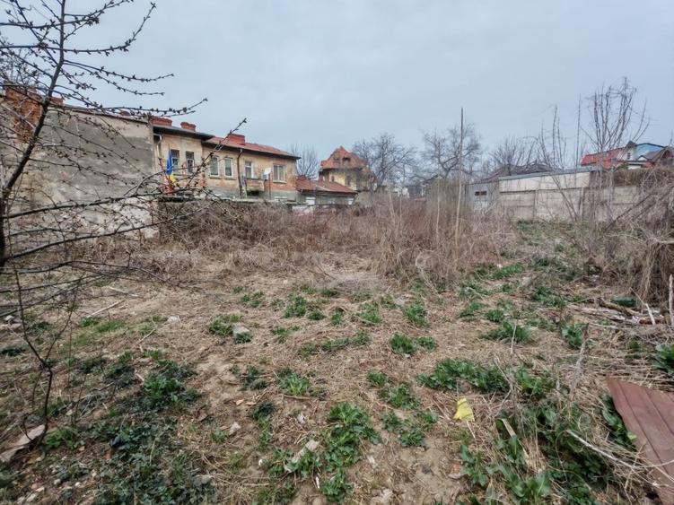 Teren Construcții intravilan de 407 mp, în 13 Septembrie