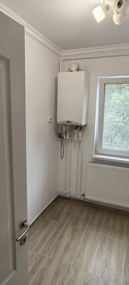 Apartament cu 2 camere semidecomandat în Dacia