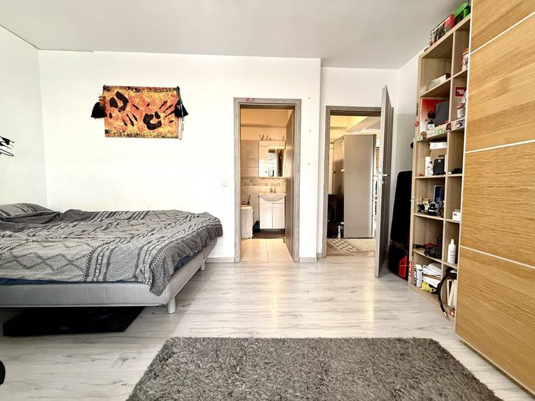 Apartament cu 3 camere decomandat, mobilat în Theodor Pallady