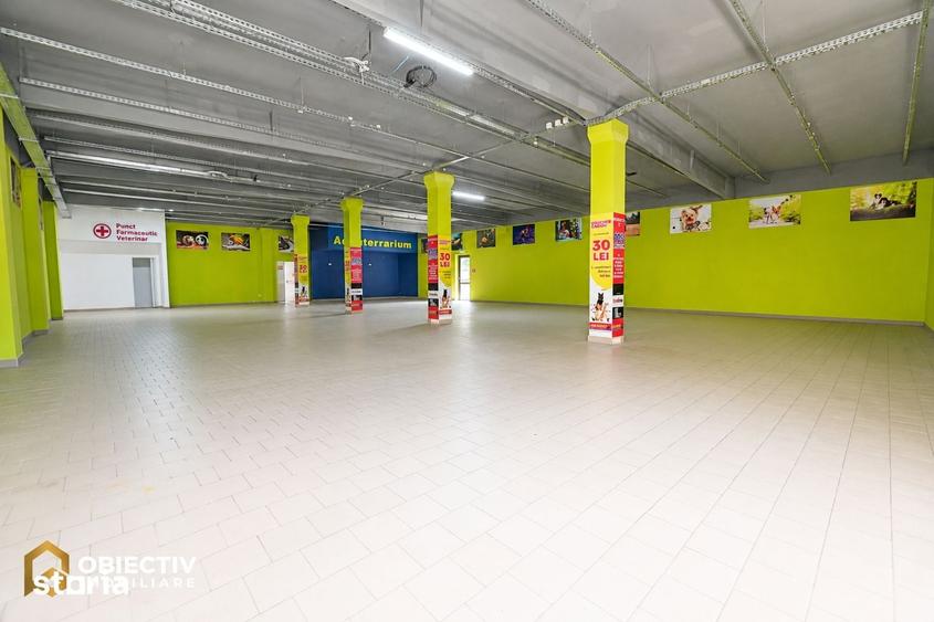 Spațiu comercial, de 366.25 mp, în Dărmănești