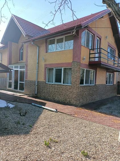 Casă cu Teren 500 Mp în Movilița