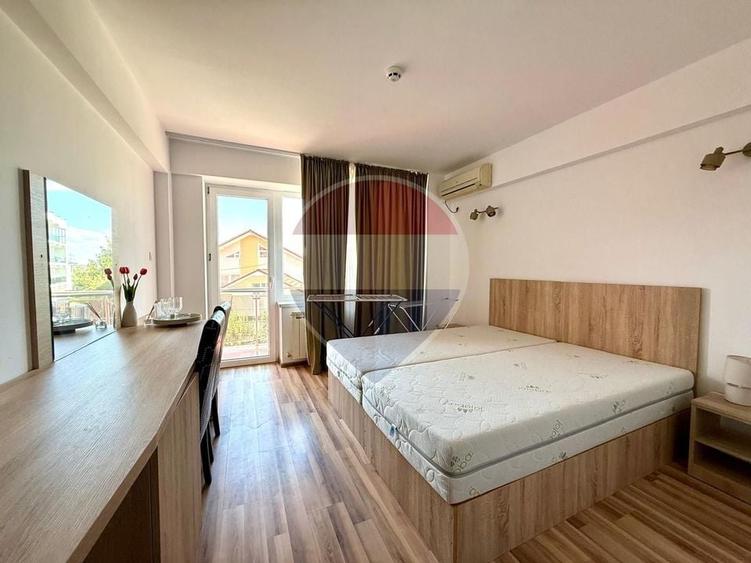 Hotel/Pensiune, de 1,250 mp, în Central