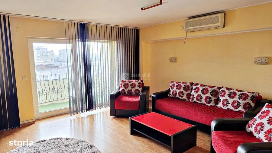 Apartament cu 3 camere semidecomandat, mobilat în Semicentral