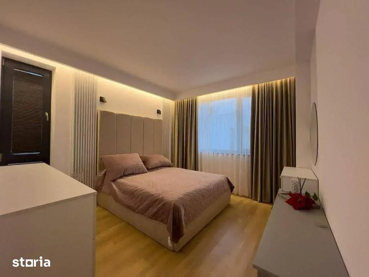 Casă cu 5 camere cu Teren 430 Mp în Mogoșoaia