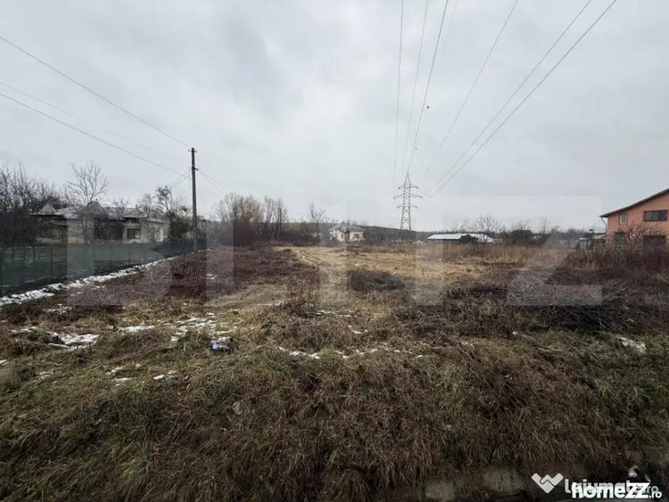 Teren de 1049 mp, în Priseaca