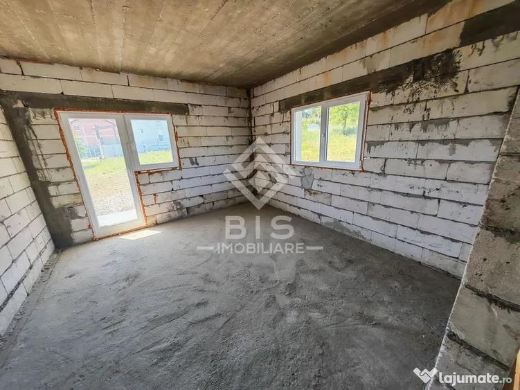 Casă cu 5 camere cu Teren 500 Mp în Central