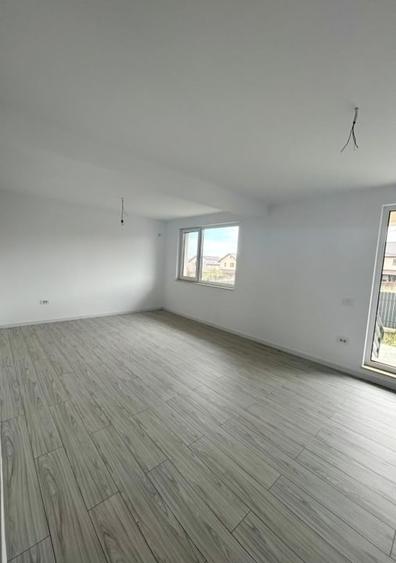 Casă individuală cu 4 camere în Valea Lupului
