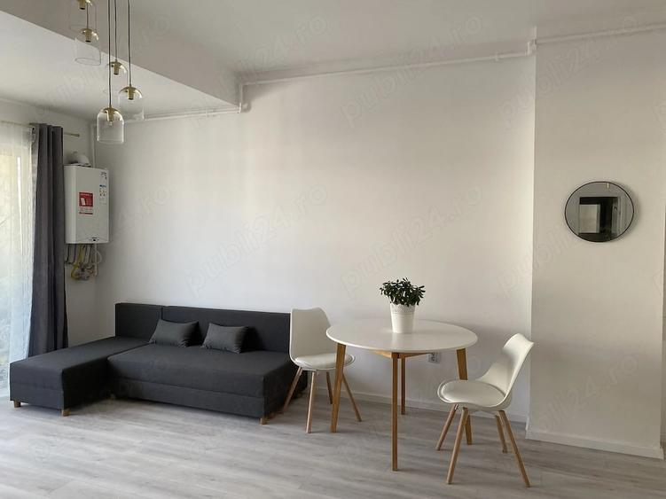 Apartament cu 2 camere semidecomandat în Florești
