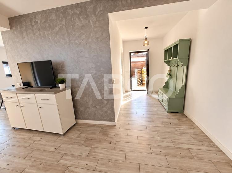Duplex cu 5 camere cu Canalizare în Șelimbăr
