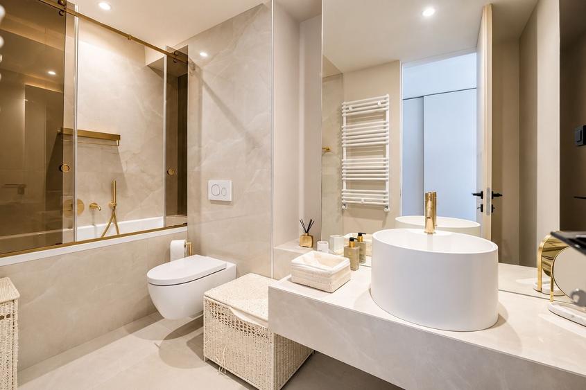 Apartament cu 3 camere decomandat, mobilat în Herăstrău