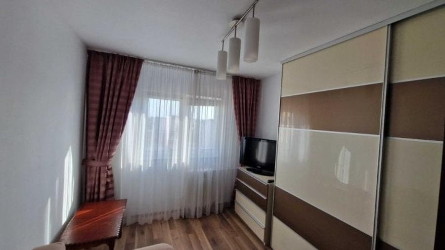 Apartament cu 3 camere decomandat, mobilat în Berceni