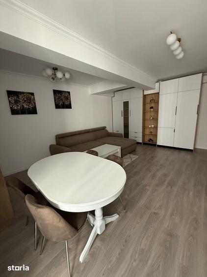 Apartament cu 3 camere decomandat în Obcini