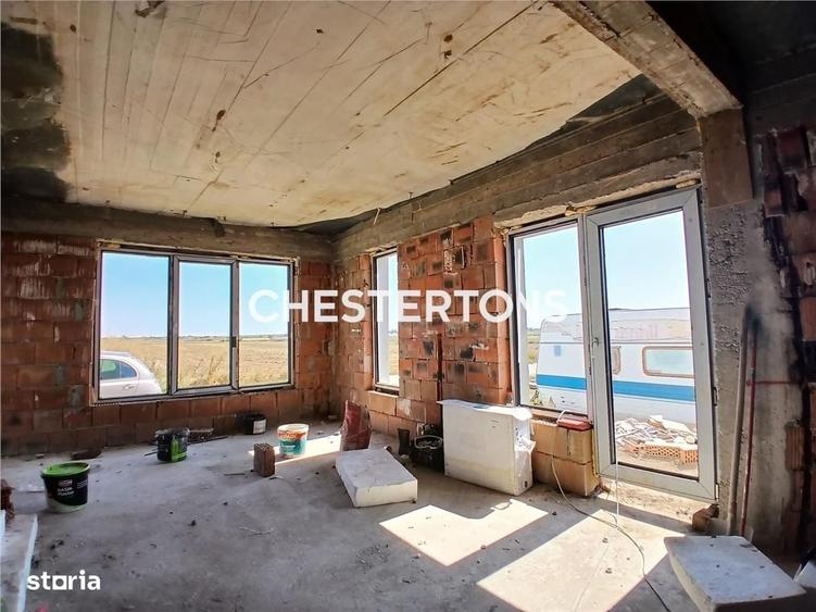Casă cu 4 camere în Vidra