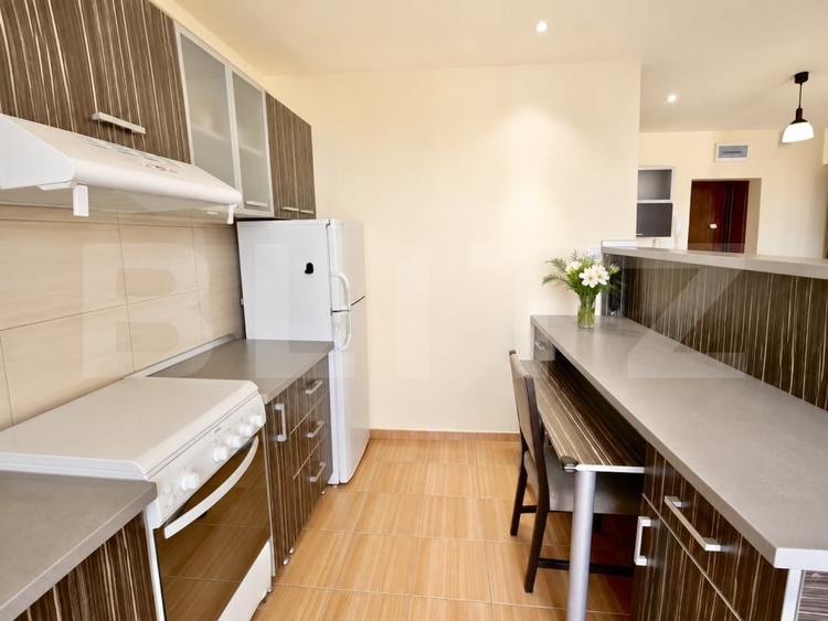 Apartament cu 2 camere semidecomandat, mobilat în Giroc