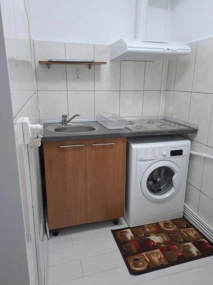 Garsonieră decomandată în Popa Șapcă