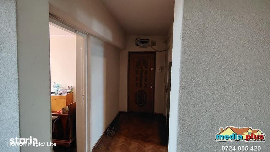Apartament cu 3 camere decomandat în Țiglina 2