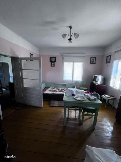 Casă cu 3 camere în Central