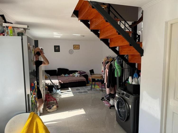 Casă cu 3 camere în Cantemir