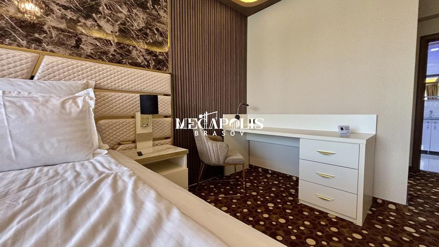 Apartament cu 2 camere decomandat în Tractorul