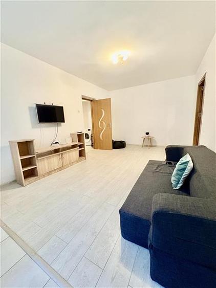 Apartament cu 2 Camere de Închiriat zona City Park - 3