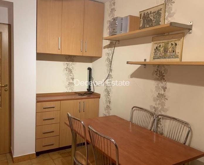 Apartament cu 2 camere semidecomandat, mobilat în Dristor