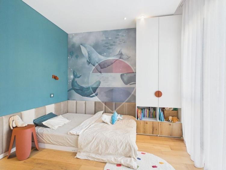 Duplex cu 4 camere cu Teren 202 Mp în Central